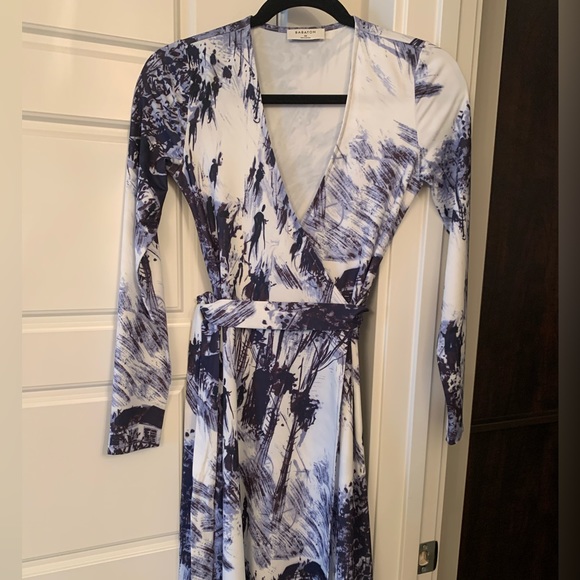 Babaton Wrap Dress Sz XS - Picture 4 of 5